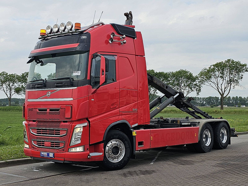 Volvo FH 540 6X4 LIFTING BOOGIE - Pacēlājs ar āķi: foto 2 Volvo FH 540 6X4 LIFTING BOOGIE - Pacēlājs ar āķi: foto 2