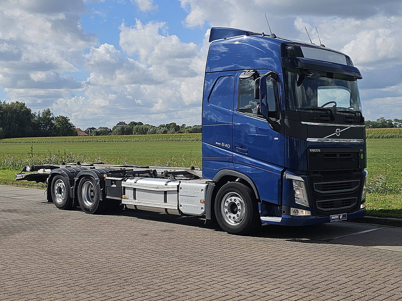 Volvo FH 540 - Konteineru vedējs/ Kravas automašīna ar noņemamā virsbūve: foto 5 Volvo FH 540 - Konteineru vedējs/ Kravas automašīna ar noņemamā virsbūve: foto 5