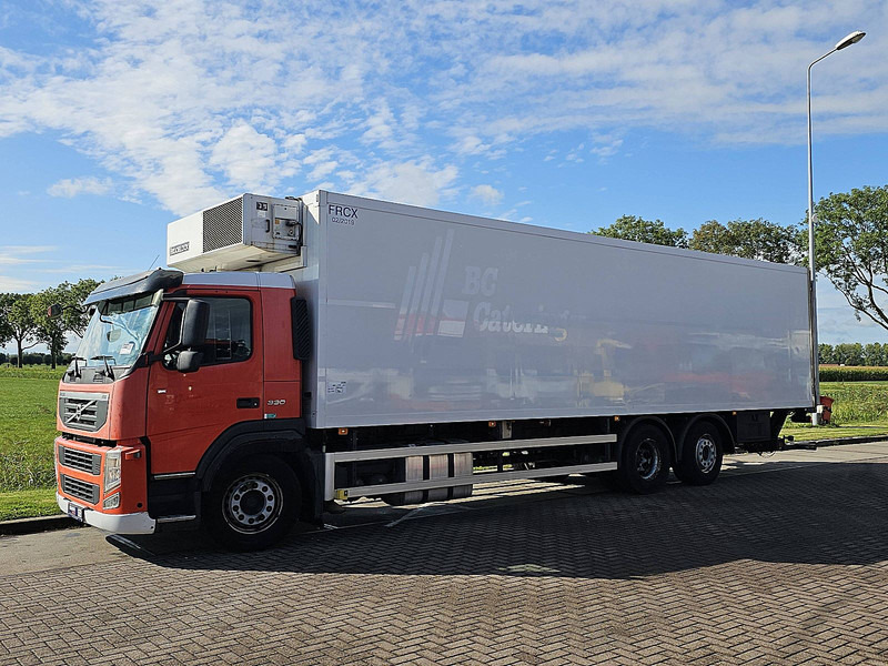 Volvo FM 11.330 6X2 FRIGOBL. LIFT - Kravas automašīna refrižerators: foto 2 Volvo FM 11.330 6X2 FRIGOBL. LIFT - Kravas automašīna refrižerators: foto 2