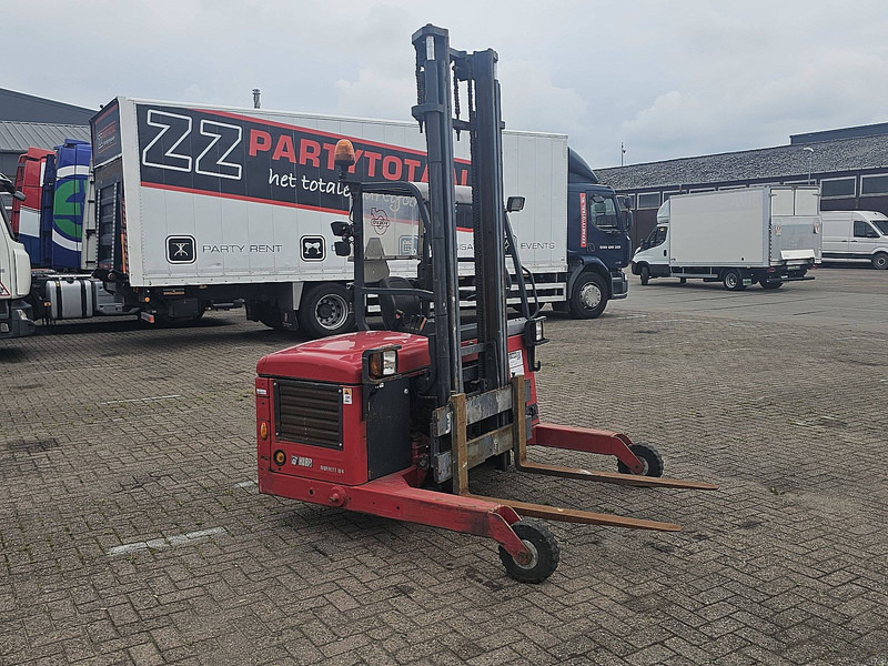 Moffet mounty M4 20.1 1WD 3.6M HIGH - Teleskopiskais iekrāvējs: foto 5 Moffet mounty M4 20.1 1WD 3.6M HIGH - Teleskopiskais iekrāvējs: foto 5