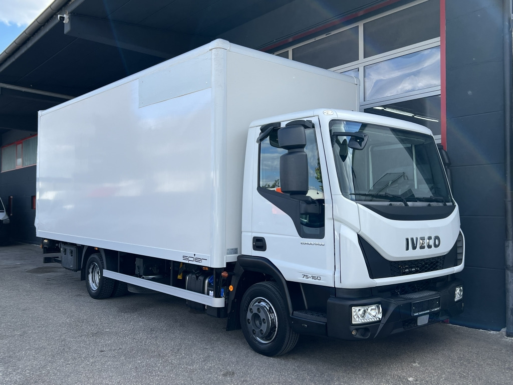 Iveco EuroCargo ML75E16 Klima 6,05m Koffer+LBW 102.tkm - Furgons ar slēgtā virsbūve: foto 1 Iveco EuroCargo ML75E16 Klima 6,05m Koffer+LBW 102.tkm - Furgons ar slēgtā virsbūve: foto 1