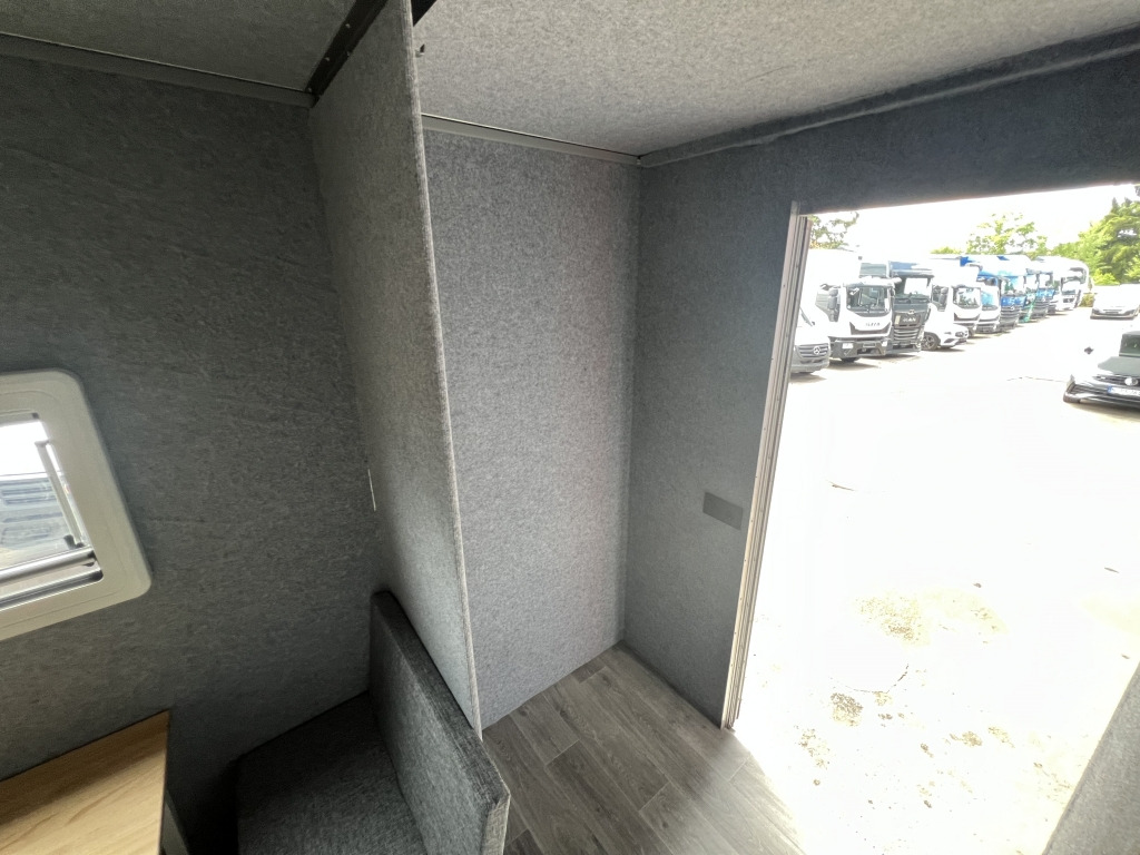 Iveco Daily 35S14 Klima Orig.127'km Küche Doppelbett - Kemperis: foto 2 Iveco Daily 35S14 Klima Orig.127'km Küche Doppelbett - Kemperis: foto 2