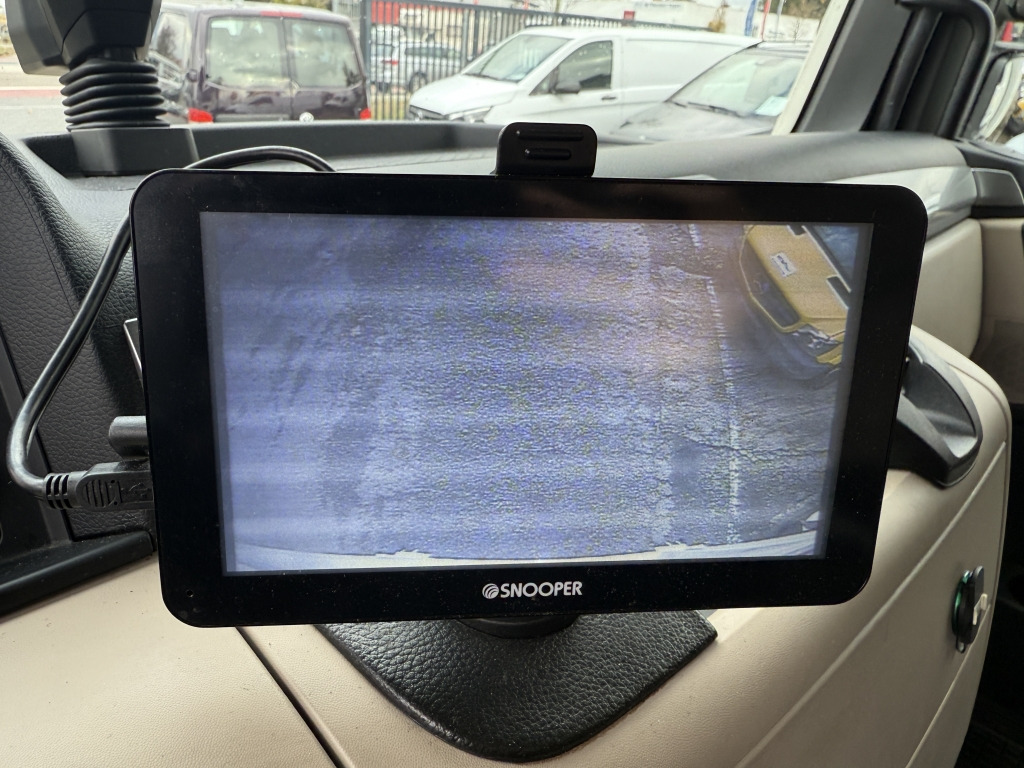 MAN TGL 12.220 Klimaautom. Kamera NAVI 7,1m Koff+LBW - Kravas automašīna ar slēgto virsbūvi: foto 2 MAN TGL 12.220 Klimaautom. Kamera NAVI 7,1m Koff+LBW - Kravas automašīna ar slēgto virsbūvi: foto 2