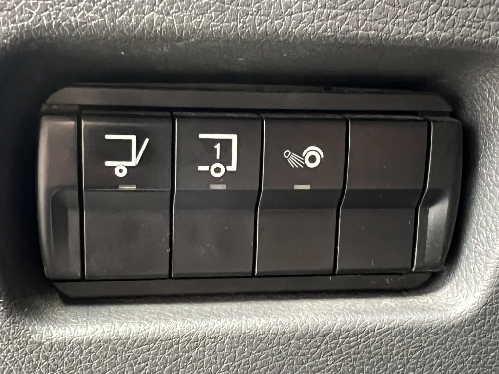 Mercedes-Benz Atego 1230 Klima ACC Schlafkabine 7,2m P+P LBW - Kravas automašīna ar tentu: foto 2 Mercedes-Benz Atego 1230 Klima ACC Schlafkabine 7,2m P+P LBW - Kravas automašīna ar tentu: foto 2