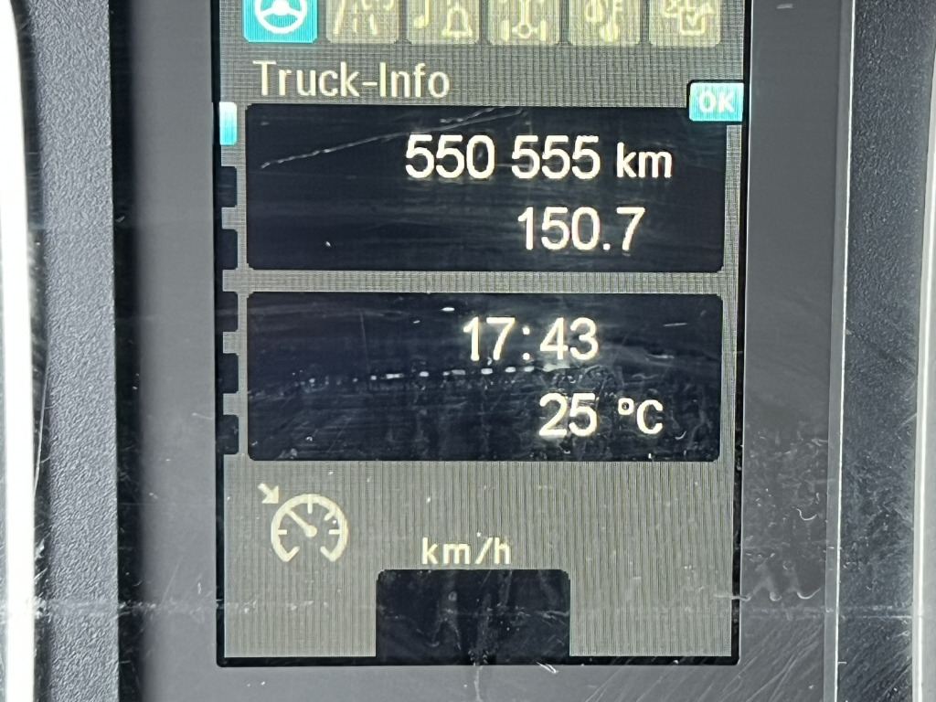 Mercedes-Benz Atego 818 Klima AHK 6,05m Koffer LBW Tempomat - Furgons ar slēgtā virsbūve: foto 4 Mercedes-Benz Atego 818 Klima AHK 6,05m Koffer LBW Tempomat - Furgons ar slēgtā virsbūve: foto 4