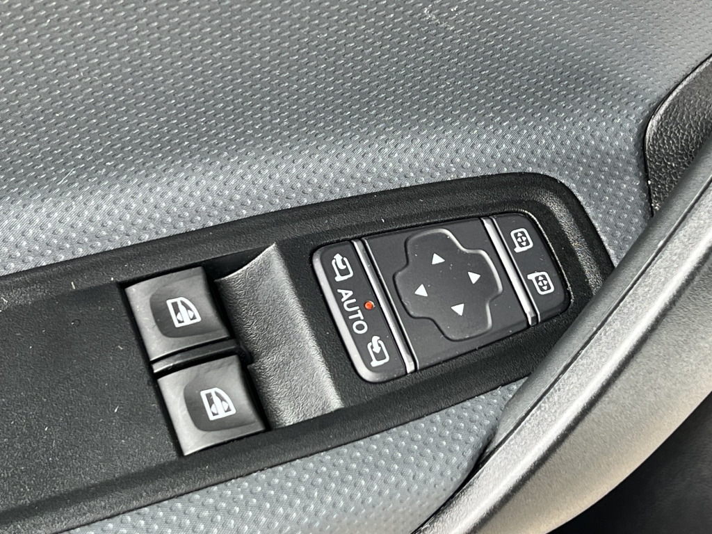 Mercedes-Benz Citan 112 CDI Euro6d Klimaautom. NAVI Kamera AHK - Mazs furgons: foto 5 Mercedes-Benz Citan 112 CDI Euro6d Klimaautom. NAVI Kamera AHK - Mazs furgons: foto 5