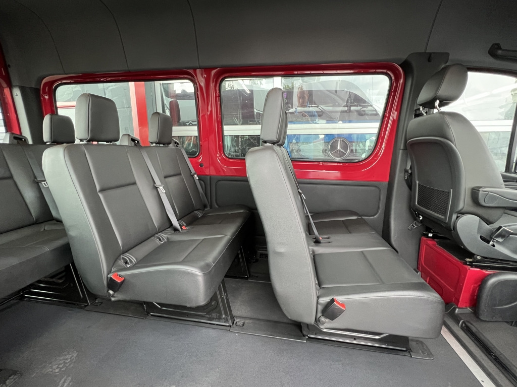 Mercedes-Benz Sprinter 314 CDI Tourer Klima +Fond 9-Sitze MBUX - Pasažieru furgons: foto 5 Mercedes-Benz Sprinter 314 CDI Tourer Klima +Fond 9-Sitze MBUX - Pasažieru furgons: foto 5