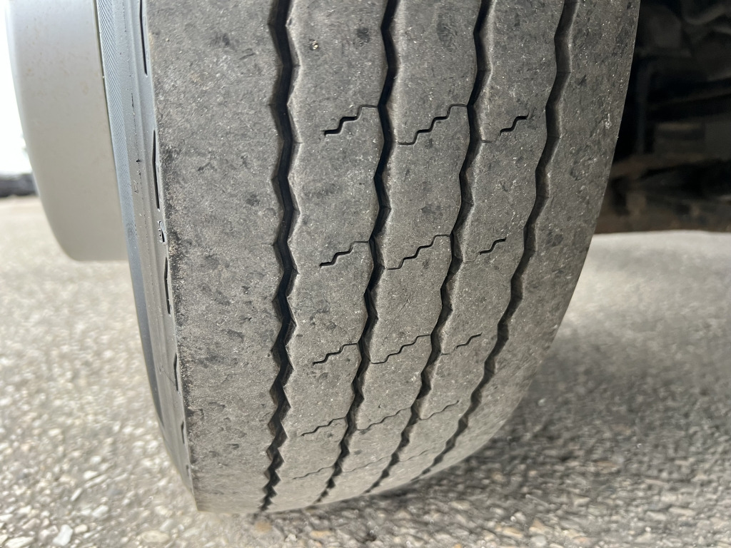 Mitsubishi Fuso Canter 9C18 5,8m Euro6d Klimaaut. Tempomat - Šasija kravas automašīna: foto 3 Mitsubishi Fuso Canter 9C18 5,8m Euro6d Klimaaut. Tempomat - Šasija kravas automašīna: foto 3
