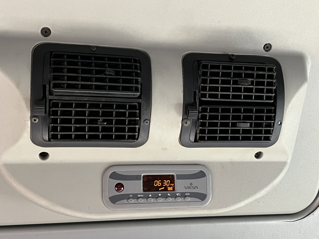 MAN TGX 18.500 ComfortShift Standklima NAVI 2x PTO - Vilcējs: foto 5 MAN TGX 18.500 ComfortShift Standklima NAVI 2x PTO - Vilcējs: foto 5