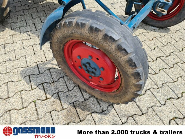 Bulldog D2206 - Traktors: foto 4 Bulldog D2206 - Traktors: foto 4