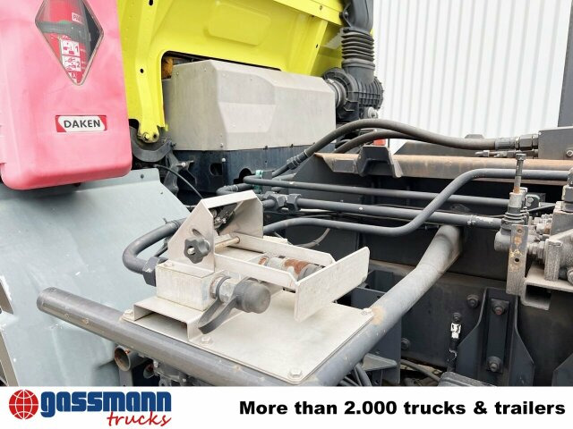 DAF 65.210 4x4 - Pacēlājs ar āķi: foto 2 DAF 65.210 4x4 - Pacēlājs ar āķi: foto 2