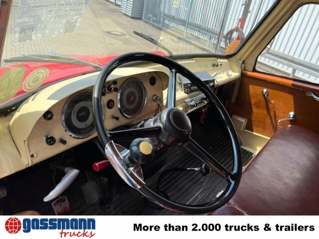 Ford FK 2500 4x2 LF8 Feuerwehr - Ugunsdzēsēju mašīna: foto 2 Ford FK 2500 4x2 LF8 Feuerwehr - Ugunsdzēsēju mašīna: foto 2