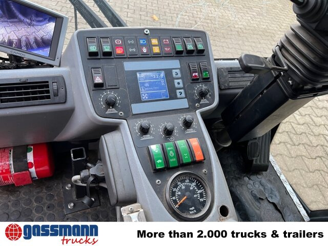 Hako Multicar Citymaster 2000 2B Kehrmaschine 4x2 - Ielu tīrīšanas mašīna: foto 5 Hako Multicar Citymaster 2000 2B Kehrmaschine 4x2 - Ielu tīrīšanas mašīna: foto 5