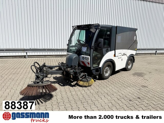 Hako Multicar Citymaster 2000 3B Kehrmaschine 4x2 - Ielu tīrīšanas mašīna: foto 1 Hako Multicar Citymaster 2000 3B Kehrmaschine 4x2 - Ielu tīrīšanas mašīna: foto 1