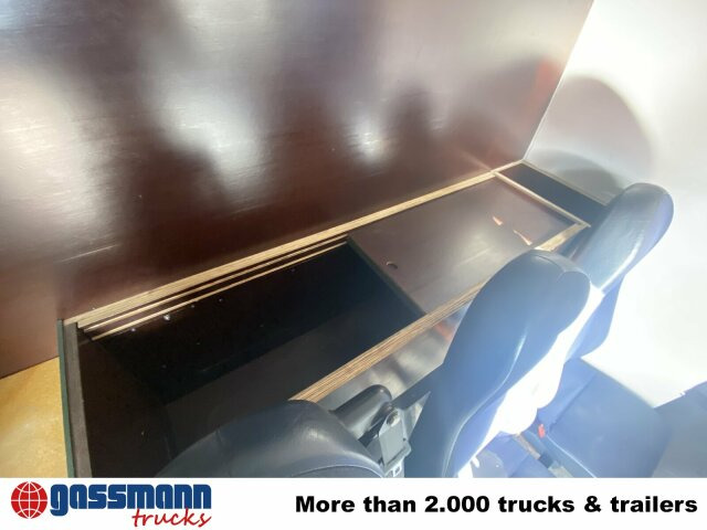 Iveco Daily 35S12 2,3 HPI 4x2, 8 Sitzplätze - Kravas-pasažieru furgons: foto 4 Iveco Daily 35S12 2,3 HPI 4x2, 8 Sitzplätze - Kravas-pasažieru furgons: foto 4