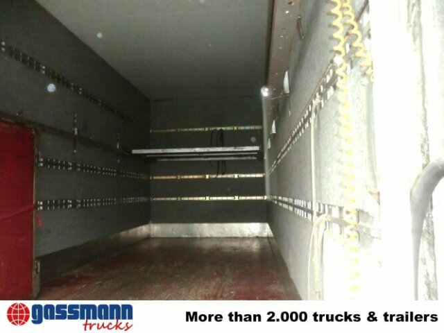 Iveco Euro Tech 190E40, Möbelkoffer, 49 cbm - Kravas automašīna ar slēgto virsbūvi: foto 3 Iveco Euro Tech 190E40, Möbelkoffer, 49 cbm - Kravas automašīna ar slēgto virsbūvi: foto 3