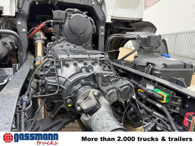 Jaunā Kravas automašīna pašizgāzējs, Kravas auto ar manipulatoru Iveco T-Way 360 6x6, Kran 12-21m/t: foto 14