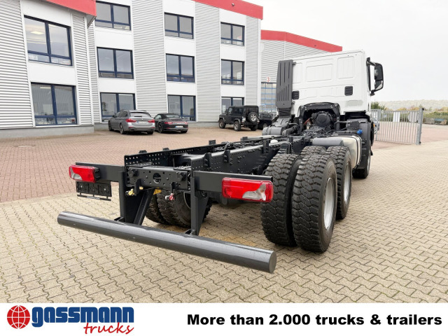 Jaunā Kravas automašīna pašizgāzējs, Kravas auto ar manipulatoru Iveco T-Way 360 6x6, Kran 12-21m/t: foto 10