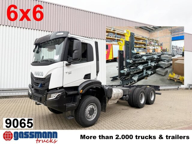 Iveco T-Way 360 6x6 - Pacēlājs ar āķi: foto 1 Iveco T-Way 360 6x6 - Pacēlājs ar āķi: foto 1
