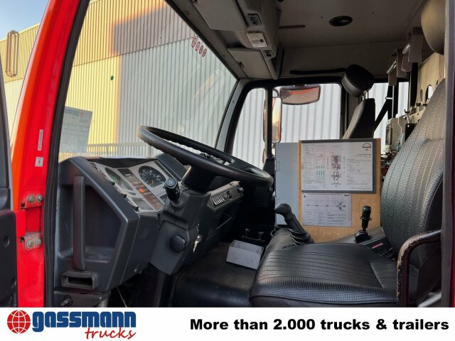 MAN 10.224 LC 4x2 BB Doka, LHF 16/12, 6-Zylinder - Ugunsdzēsēju mašīna: foto 4 MAN 10.224 LC 4x2 BB Doka, LHF 16/12, 6-Zylinder - Ugunsdzēsēju mašīna: foto 4