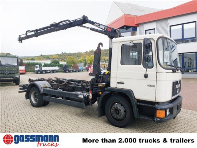 MAN 14.152 F 4x2 BB mit Kran Hiab 060-2 - Pacēlājs ar āķi, Kravas auto ar manipulatoru: foto 2 MAN 14.152 F 4x2 BB mit Kran Hiab 060-2 - Pacēlājs ar āķi, Kravas auto ar manipulatoru: foto 2
