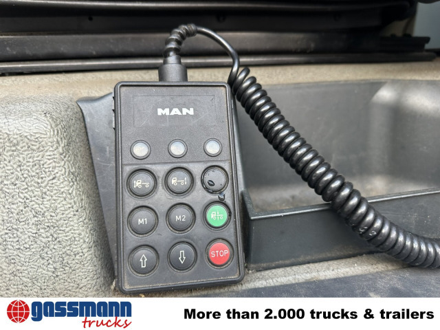MAN TGA 18.350 4x2 LL, Fahrschulausstattung - Kravas automašīna ar slēgto virsbūvi: foto 5 MAN TGA 18.350 4x2 LL, Fahrschulausstattung - Kravas automašīna ar slēgto virsbūvi: foto 5