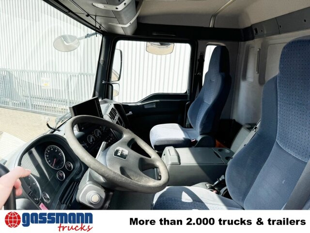 MAN TGA 26.390 6X2-4 BL, Lenk-/Liftachse, Willig - Autocisterna: foto 5 MAN TGA 26.390 6X2-4 BL, Lenk-/Liftachse, Willig - Autocisterna: foto 5