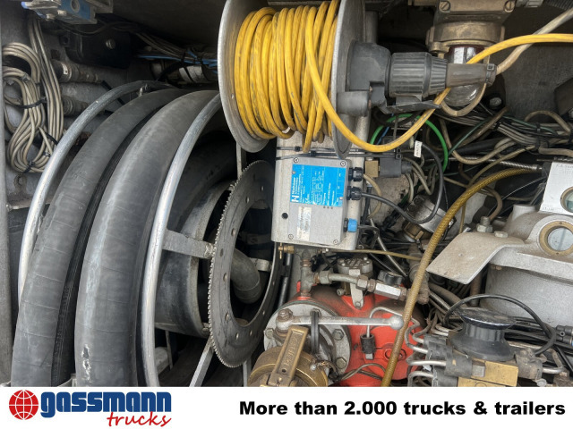 MAN TGA 26.400 6x2-4 BL, A1, Lenk-/Liftachse, ADR, - Autocisterna: foto 2 MAN TGA 26.400 6x2-4 BL, A1, Lenk-/Liftachse, ADR, - Autocisterna: foto 2