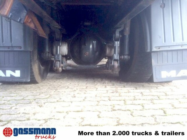 MAN TGA 26.413 BB 6x4 Kran Heckkran Jonsered 1020 - Kokvedējs, Kravas auto ar manipulatoru: foto 4 MAN TGA 26.413 BB 6x4 Kran Heckkran Jonsered 1020 - Kokvedējs, Kravas auto ar manipulatoru: foto 4