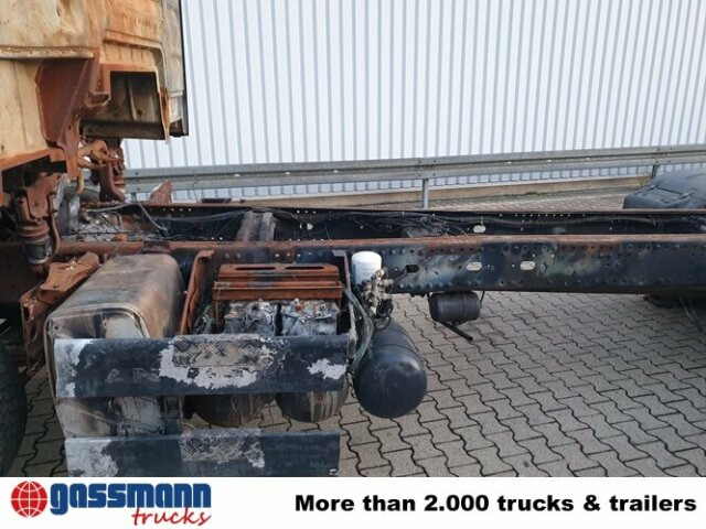 MAN TGA 26.440 6x2 BL Brandschaden - Šasija kravas automašīna: foto 2 MAN TGA 26.440 6x2 BL Brandschaden - Šasija kravas automašīna: foto 2