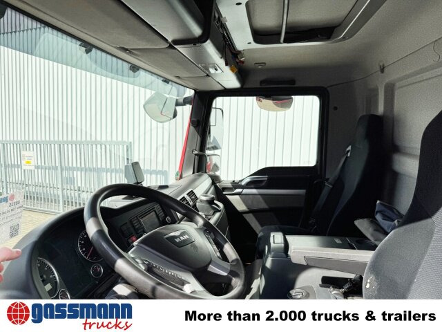 MAN TGM 26.340 6x2-4 LL, Getränkekoffer, - Kravas automašīna ar slēgto virsbūvi: foto 3 MAN TGM 26.340 6x2-4 LL, Getränkekoffer, - Kravas automašīna ar slēgto virsbūvi: foto 3