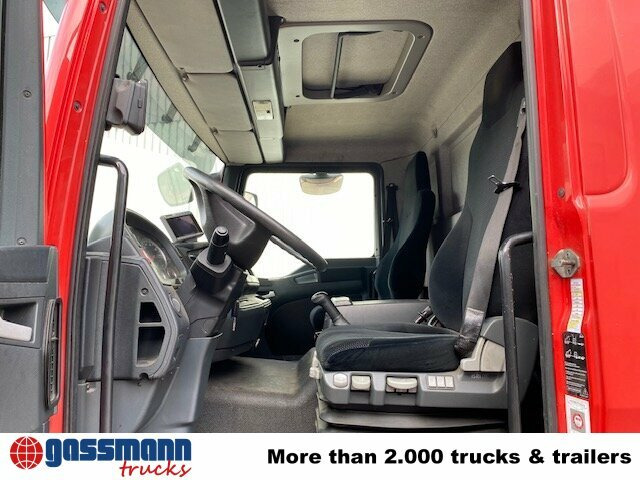 MAN TGM 26.340 6x2-4 LL Getränkewagen, - Kravas automašīna ar slēgto virsbūvi: foto 2 MAN TGM 26.340 6x2-4 LL Getränkewagen, - Kravas automašīna ar slēgto virsbūvi: foto 2