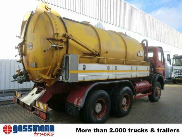 MORO SPA Saugaufbau ca. 14m³, Kippbar - Tank konteiners: foto 3 MORO SPA Saugaufbau ca. 14m³, Kippbar - Tank konteiners: foto 3