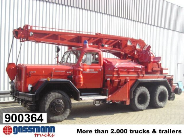 Magirus Deutz Magirus Uranus 250D 22 KW16 - Ugunsdzēsēju mašīna, Kravas auto ar manipulatoru: foto 1 Magirus Deutz Magirus Uranus 250D 22 KW16 - Ugunsdzēsēju mašīna, Kravas auto ar manipulatoru: foto 1