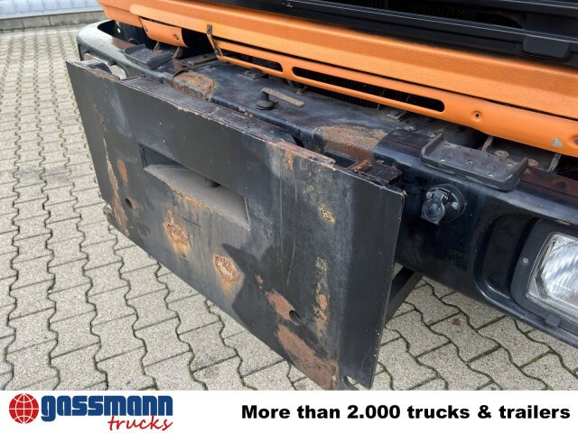 Mercedes-Benz 1617 C 4x2, Winterdienstausstattung - Ielu tīrīšanas mašīna: foto 5 Mercedes-Benz 1617 C 4x2, Winterdienstausstattung - Ielu tīrīšanas mašīna: foto 5