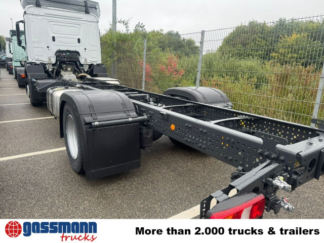 Mercedes-Benz Actros 1827/30 L 4x2, Gardine, LBW - Bortu kravas automašīna/ Platforma: foto 3 Mercedes-Benz Actros 1827/30 L 4x2, Gardine, LBW - Bortu kravas automašīna/ Platforma: foto 3