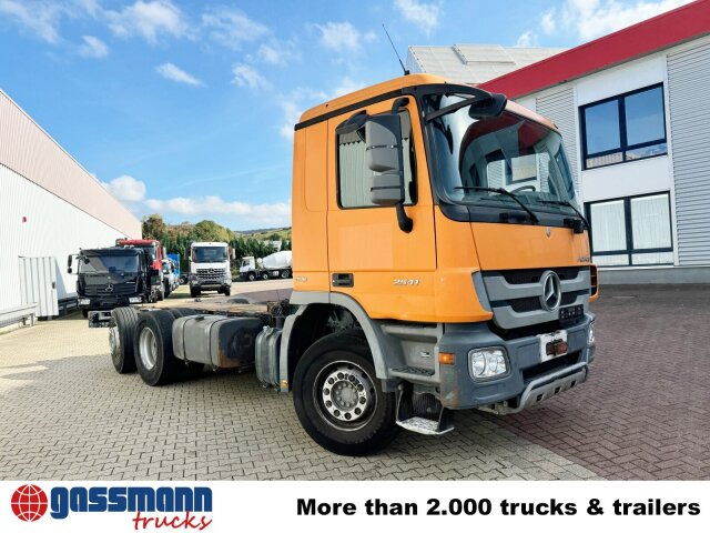 Šasija kravas automašīna Mercedes-Benz Actros 2541 L 6x2, Lenk-/Liftachse: foto 9