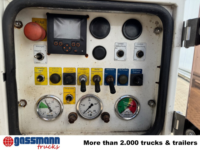 Mercedes-Benz Actros 2541 L 6x2, Müller Saug-/Spülwagen ca. - Ielu tīrīšanas mašīna: foto 3 Mercedes-Benz Actros 2541 L 6x2, Müller Saug-/Spülwagen ca. - Ielu tīrīšanas mašīna: foto 3