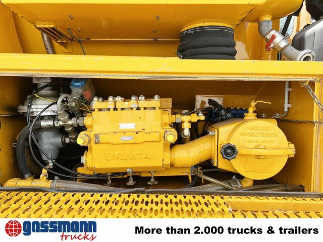 Ielu tīrīšanas mašīna Mercedes-Benz Actros 3243 K 8x4/4, Müller Saug- und: foto 12