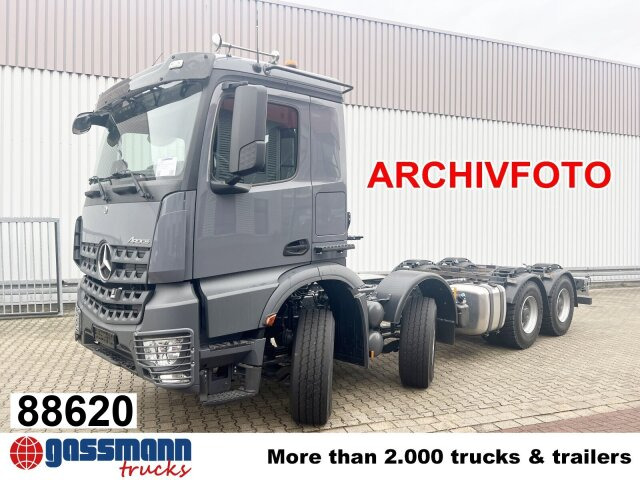 Mercedes-Benz Arocs 3253 L 8x4/4, MultimediaCockpit, Navi, - Šasija kravas automašīna: foto 1 Mercedes-Benz Arocs 3253 L 8x4/4, MultimediaCockpit, Navi, - Šasija kravas automašīna: foto 1