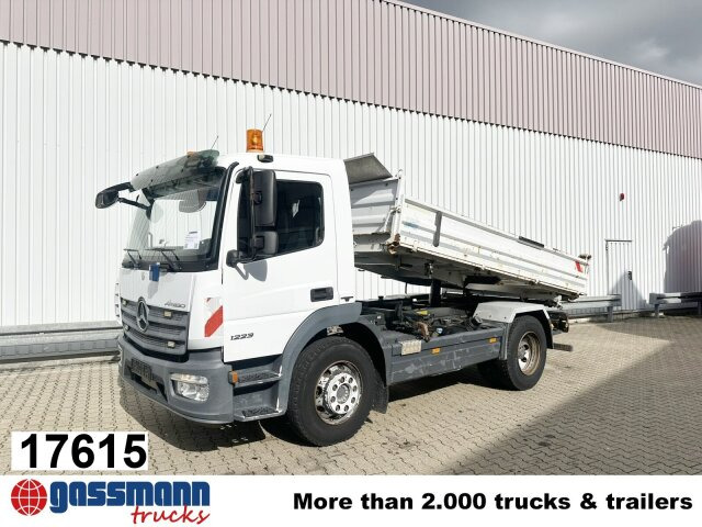 Mercedes-Benz Atego 1223 K 4x2, AHK-Öl - Kravas automašīna pašizgāzējs: foto 1 Mercedes-Benz Atego 1223 K 4x2, AHK-Öl - Kravas automašīna pašizgāzējs: foto 1