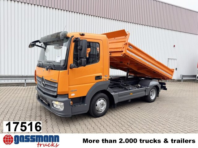 Mercedes-Benz Atego 823 K 4x2, 2x AHK - Kravas automašīna pašizgāzējs: foto 1 Mercedes-Benz Atego 823 K 4x2, 2x AHK - Kravas automašīna pašizgāzējs: foto 1