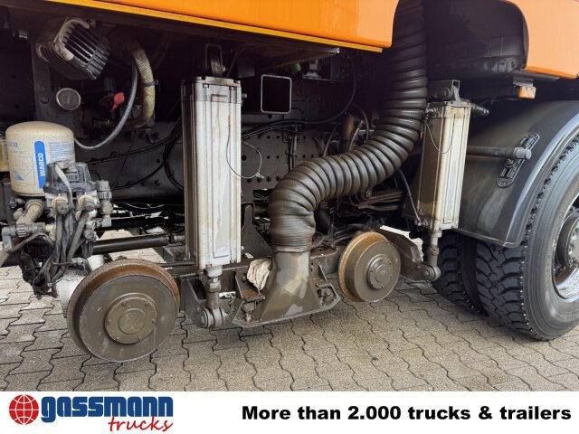 Mercedes-Benz Axor 1829 4x2, Zweiweg Z200, Kehrmaschine Faun - Ielu tīrīšanas mašīna: foto 3 Mercedes-Benz Axor 1829 4x2, Zweiweg Z200, Kehrmaschine Faun - Ielu tīrīšanas mašīna: foto 3