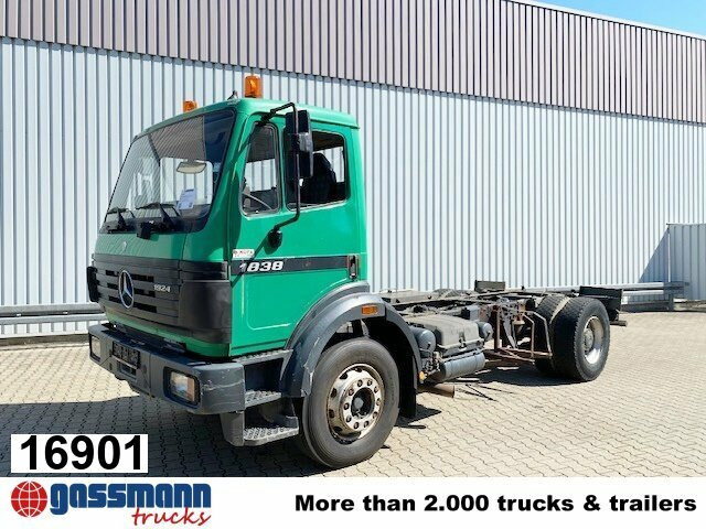 Mercedes-Benz SK 1924 L 4x2 - Pacēlājs ar āķi: foto 1 Mercedes-Benz SK 1924 L 4x2 - Pacēlājs ar āķi: foto 1