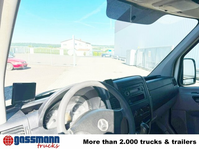 Mercedes-Benz Sprinter 209 CDI 4x2 Doka - Automašīna ar kravas platformu, Kravas-pasažieru furgons: foto 2 Mercedes-Benz Sprinter 209 CDI 4x2 Doka - Automašīna ar kravas platformu, Kravas-pasažieru furgons: foto 2