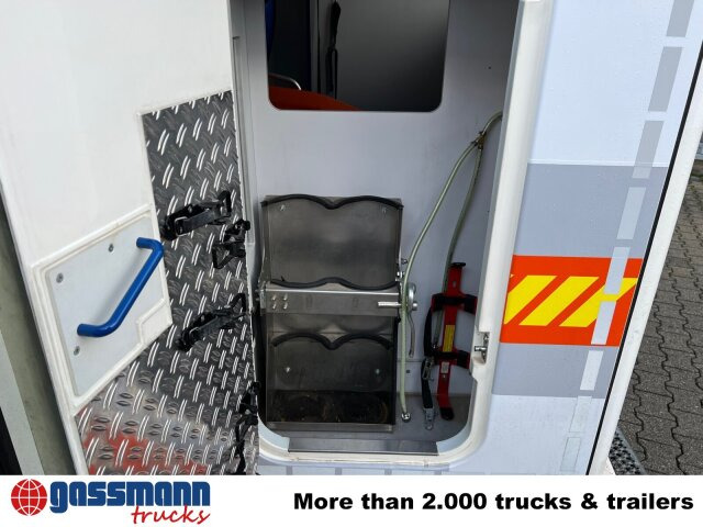 Mercedes-Benz Sprinter 313 CDI 4x2, Rettungswagen - Kravas mikroautobuss: foto 2 Mercedes-Benz Sprinter 313 CDI 4x2, Rettungswagen - Kravas mikroautobuss: foto 2