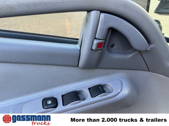 Pacēlājs ar āķi Mitsubishi Canter Fuso 6C15D 4x2 Doka, City-Abroller: foto 6