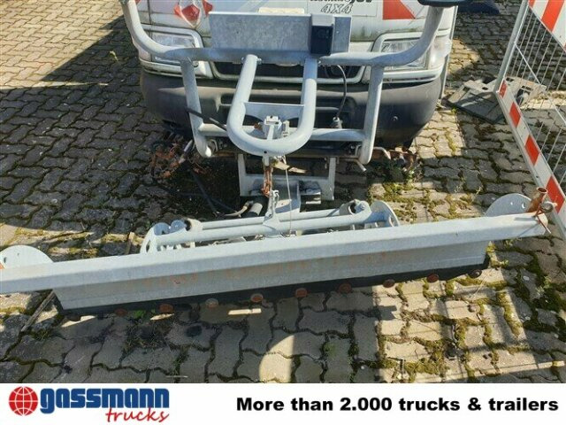 PFAU S 85 4x4 - Komercauto pašizgāzējs: foto 5 PFAU S 85 4x4 - Komercauto pašizgāzējs: foto 5