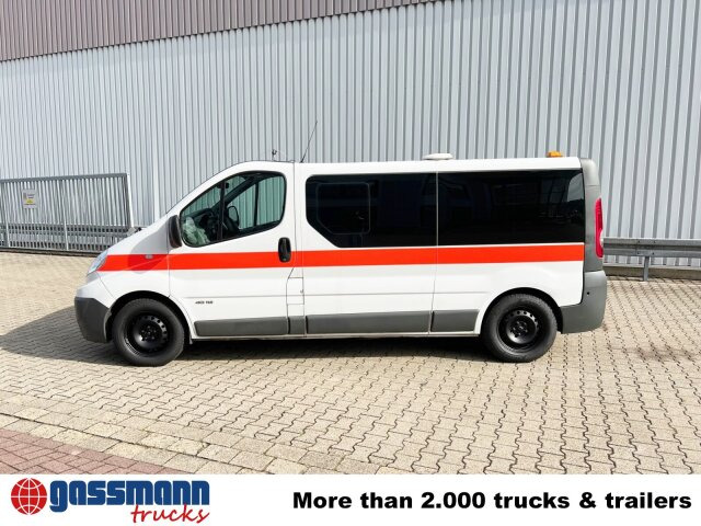 Renault Trafik 2.0 dCi115 4x2, Krankentransporter - Ātrās palīdzības mašīna: foto 4 Renault Trafik 2.0 dCi115 4x2, Krankentransporter - Ātrās palīdzības mašīna: foto 4