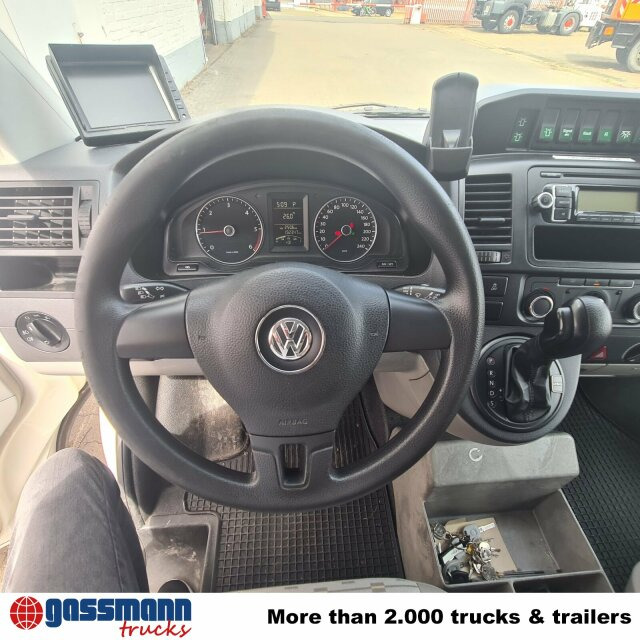 Volkswagen T5 2.0 TDI, Krankenwagen - Ātrās palīdzības mašīna: foto 4 Volkswagen T5 2.0 TDI, Krankenwagen - Ātrās palīdzības mašīna: foto 4